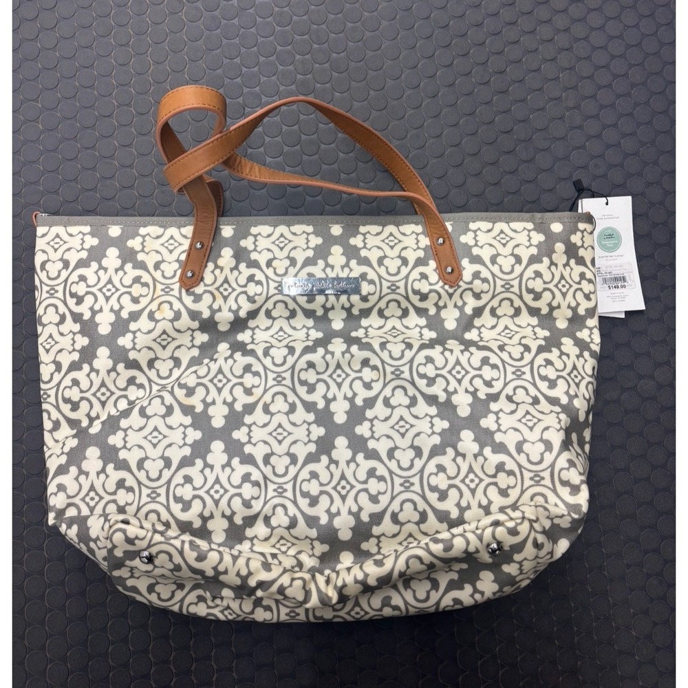 NWT Petunia Pickle Bottom Downtown Tote Bag Women's Gray Breakfast in Berkshire